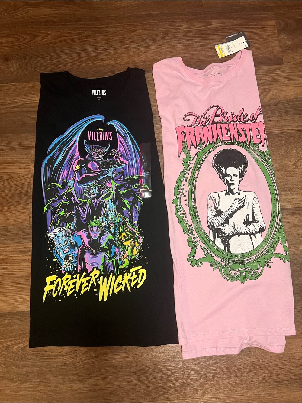 NWT Women’s Disney Black 'Forever Wicked' Villains Graphic Tee